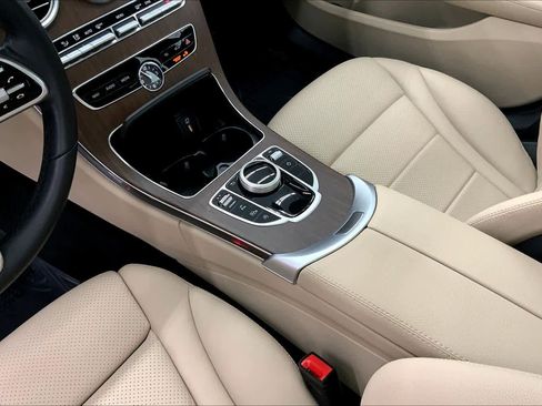 Used 2021 Mercedes-Benz C 300 Sedan image 26