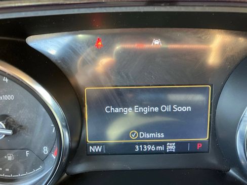 Used 2020 Buick Encore GX Select w/ Sport Touring Package AWD/4WD image 9