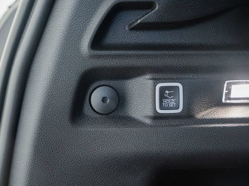 New 2026 Jeep Grand Cherokee L Laredo AWD/4WD image 11