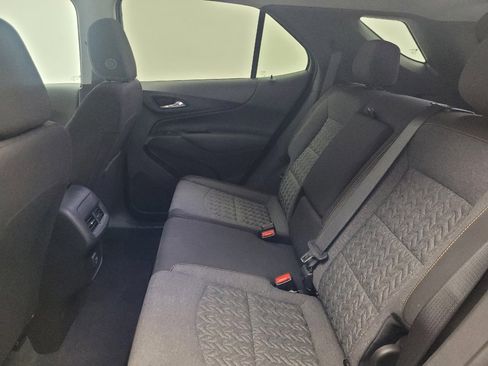Used 2023 Chevrolet Equinox LT FWD image 18