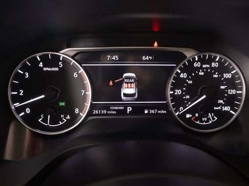 Used 2023 Nissan Rogue SL w/ SL Premium Package image 4