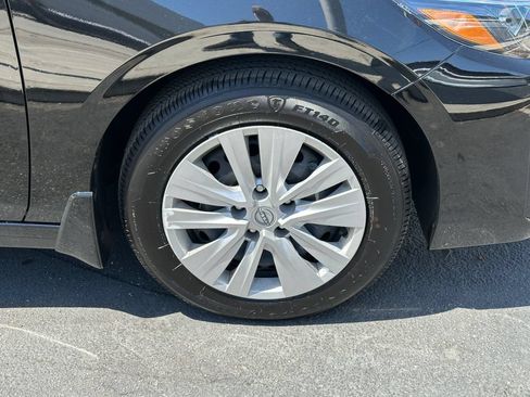Used 2025 Nissan Sentra S FWD image 14