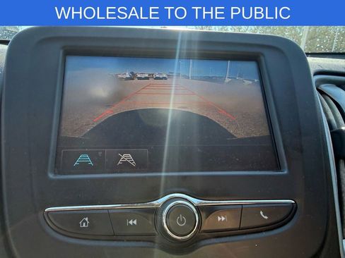 Used 2017 Chevrolet Malibu LS image 21