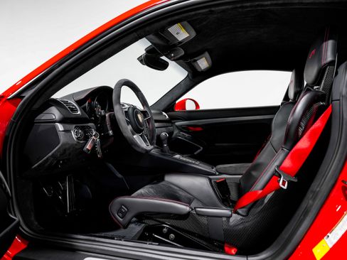 Used 2016 Porsche Cayman GT4 RWD image 19
