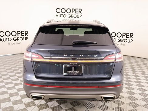 Used 2022 Lincoln Nautilus Reserve w/ Luxury Package image 22