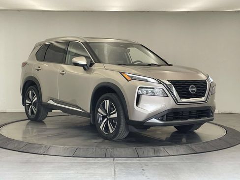Used 2022 Nissan Rogue SL AWD/4WD image 9