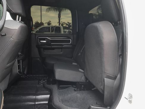 Used 2024 RAM 2500 Big Horn w/ Night Edition AWD/4WD image 45