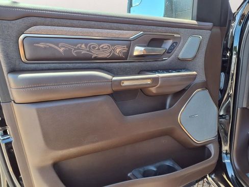 New 2025 RAM 1500 Limited AWD/4WD image 4