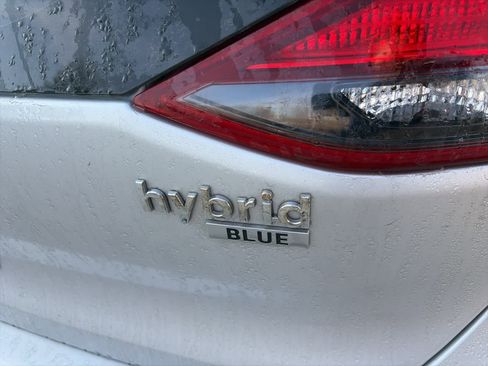Used 2018 Hyundai Ioniq Blue image 11