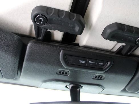 Used 2022 Jeep Wrangler Unlimited Sport AWD/4WD image 15