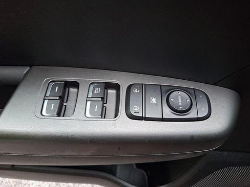Used 2020 Kia Sportage LX AWD/4WD image 20