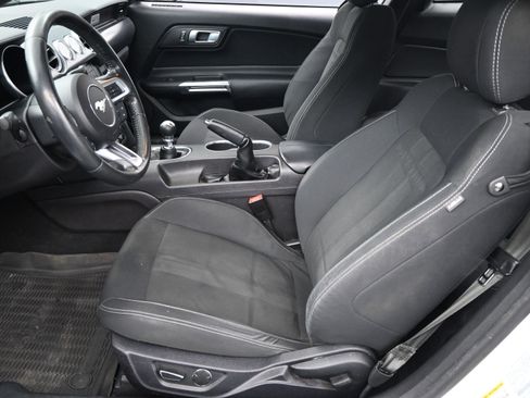 Used 2019 Ford Mustang GT w/ GT Performance Package image 5