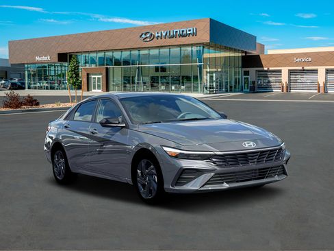 Certified 2026 Hyundai Elantra Sport image 25