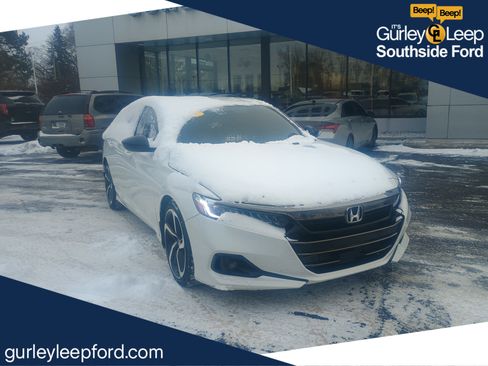 Used 2022 Honda Accord Sport image 1