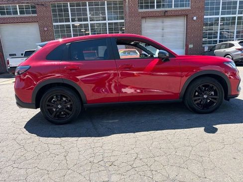 Certified 2026 Honda HR-V Sport image 7