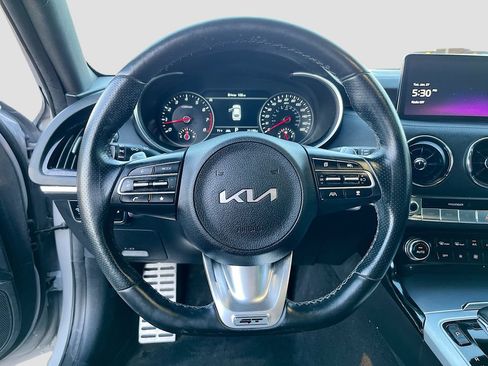 Used 2023 Kia Stinger GT2 AWD/4WD image 11