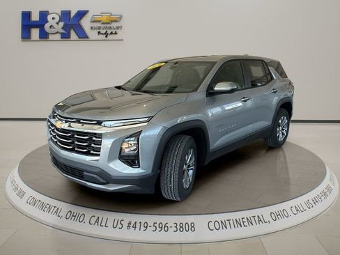 New 2026 Chevrolet Equinox LT image 3