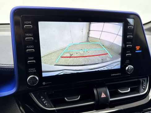 Used 2021 Toyota C-HR XLE image 20