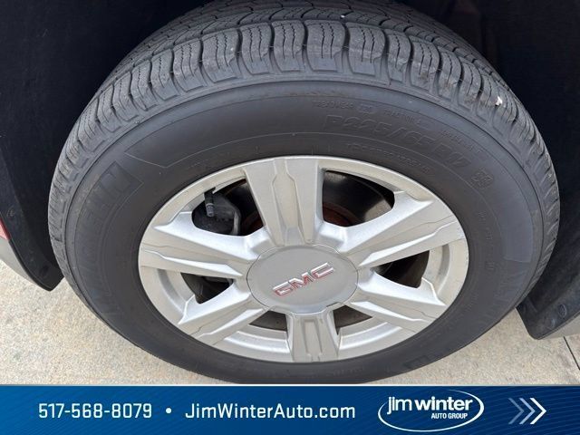 Used 2015 GMC Terrain SLE w/ Convenience Package AWD/4WD image 3