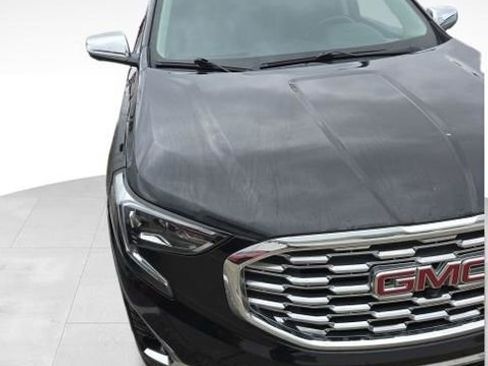 Used 2019 GMC Terrain Denali w/ Advanced Safety Package image 6