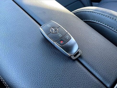 Certified 2025 Mercedes-Benz GLE 350 4MATIC image 38