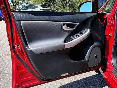 Used 2015 Toyota Prius Four FWD image 22