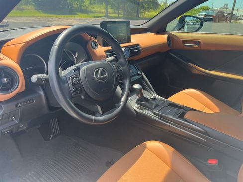 Used 2024 Lexus IS 350 F Sport RWD image 8