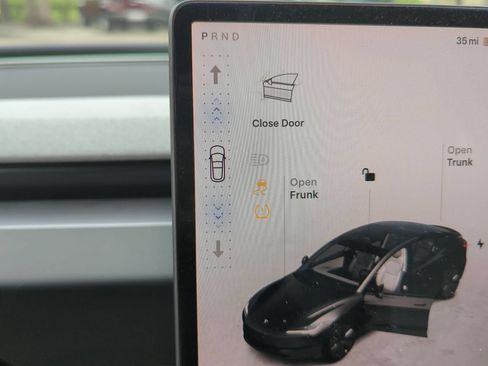 Used 2024 Tesla Model 3 Standard Range RWD image 14