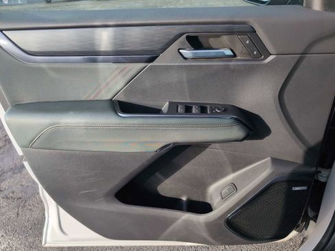 Used 2024 GMC Acadia AT4 w/ LPO, Floor Liner Package image 21