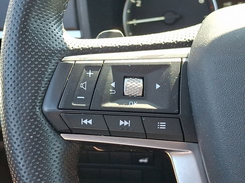 Used 2023 Mitsubishi Outlander SE image 21