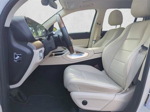 Used 2022 Mercedes-Benz GLS 450 4MATIC image 12