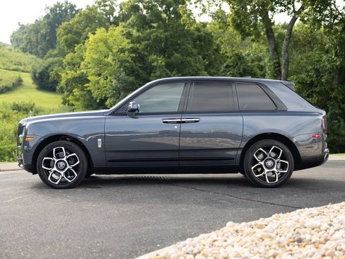Certified 2022 Rolls-Royce Cullinan w/ Cullinan Package AWD/4WD image 5