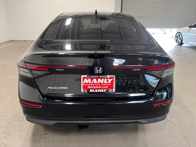 Used 2023 Honda Accord EX image 4