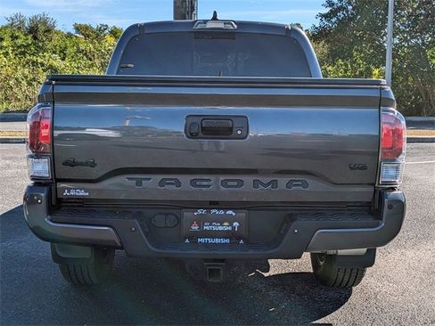 Used 2021 Toyota Tacoma Limited image 6