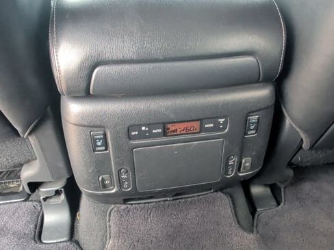 Used 2019 Nissan Armada Platinum w/ Captain's Chairs Package AWD/4WD image 36