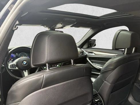 Used 2019 BMW M550i xDrive AWD/4WD image 14