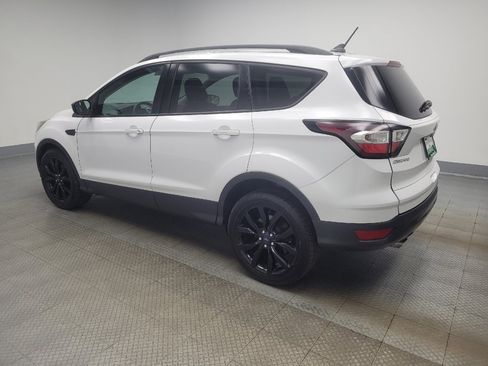 Used 2018 Ford Escape SE w/ SE Sport Appearance Package FWD image 3