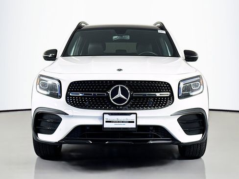 Certified 2023 Mercedes-Benz GLB 250 image 2