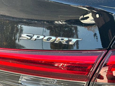 Certified 2023 Honda Civic Sport image 25