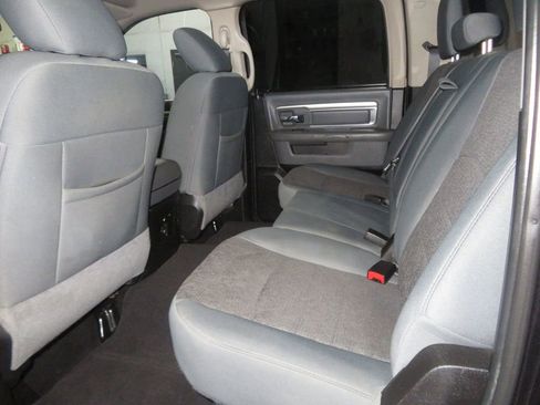 Used 2019 RAM 1500 Lone Star image 26