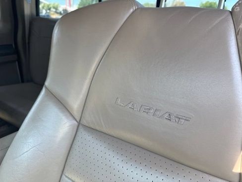 Used 2001 Ford F250 Lariat AWD/4WD image 5