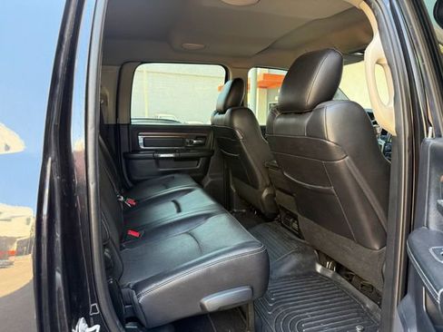 Used 2017 RAM 3500 Laramie w/ Convenience Group AWD/4WD image 23