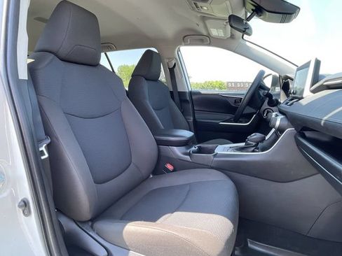 Certified 2023 Toyota RAV4 LE AWD/4WD image 22