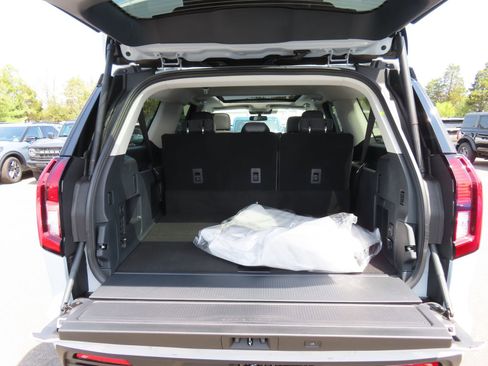 New 2026 Ford Expedition Max Active image 22