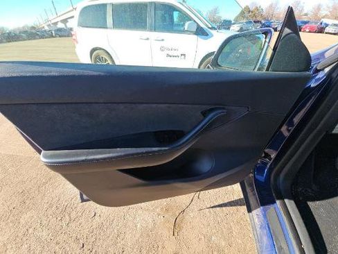 Used 2020 Tesla Model Y Long Range image 17