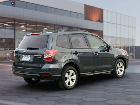 Used 2016 Subaru Forester 2.5i w/ Alloy Wheel Package image 9