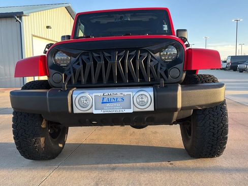 Used 2015 Jeep Wrangler Unlimited Sahara w/ Trailer Tow Group image 30