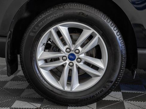 Used 2018 Ford Edge SEL w/ Equipment Group 201A image 20