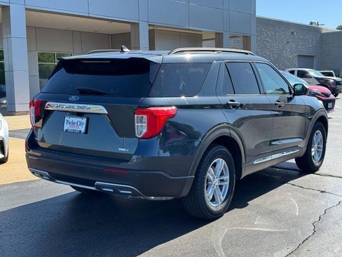 Used 2022 Ford Explorer XLT w/ Equipment Group 202A AWD/4WD image 3