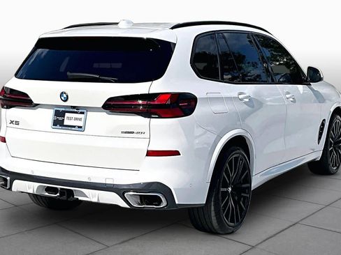 Used 2024 BMW X5 sDrive40i w/ M Sport Package image 13